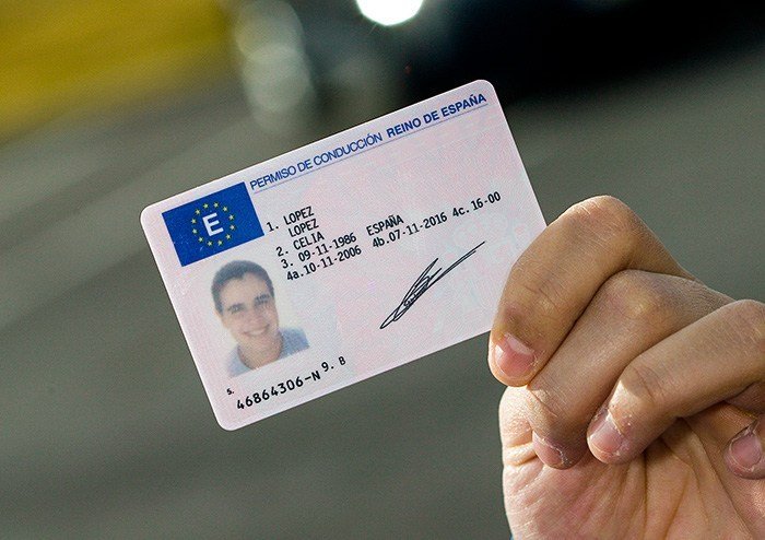 Comprar licencia de conducir española