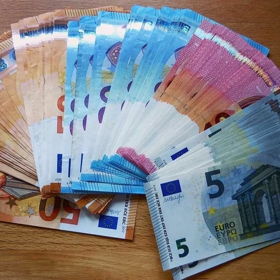 comprar euros falsos
