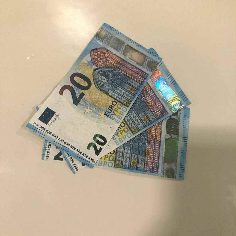 comprar euro falso