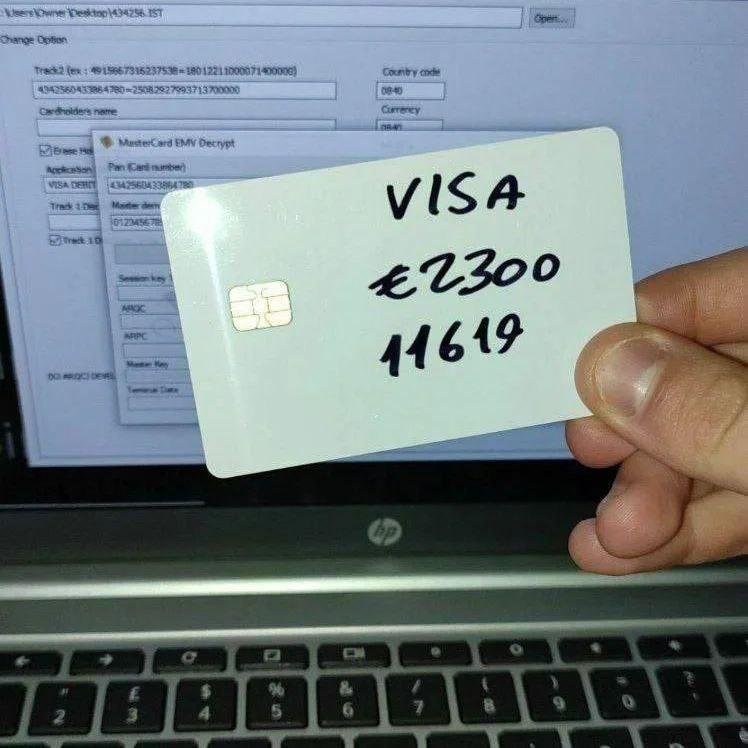 Venta de tarjetas de crédito clonadas en España